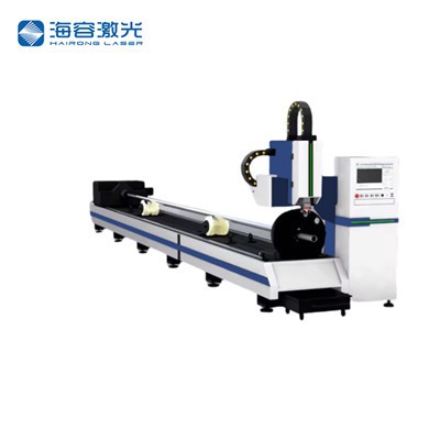 4x8 laserskæremaskine